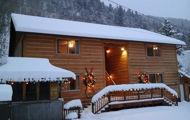 Winter exterior of Ski Town Condos